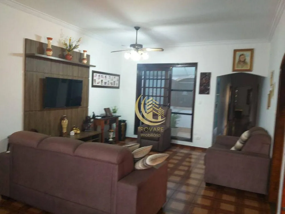 Casa, 3 quartos, 216 m² - Foto 11