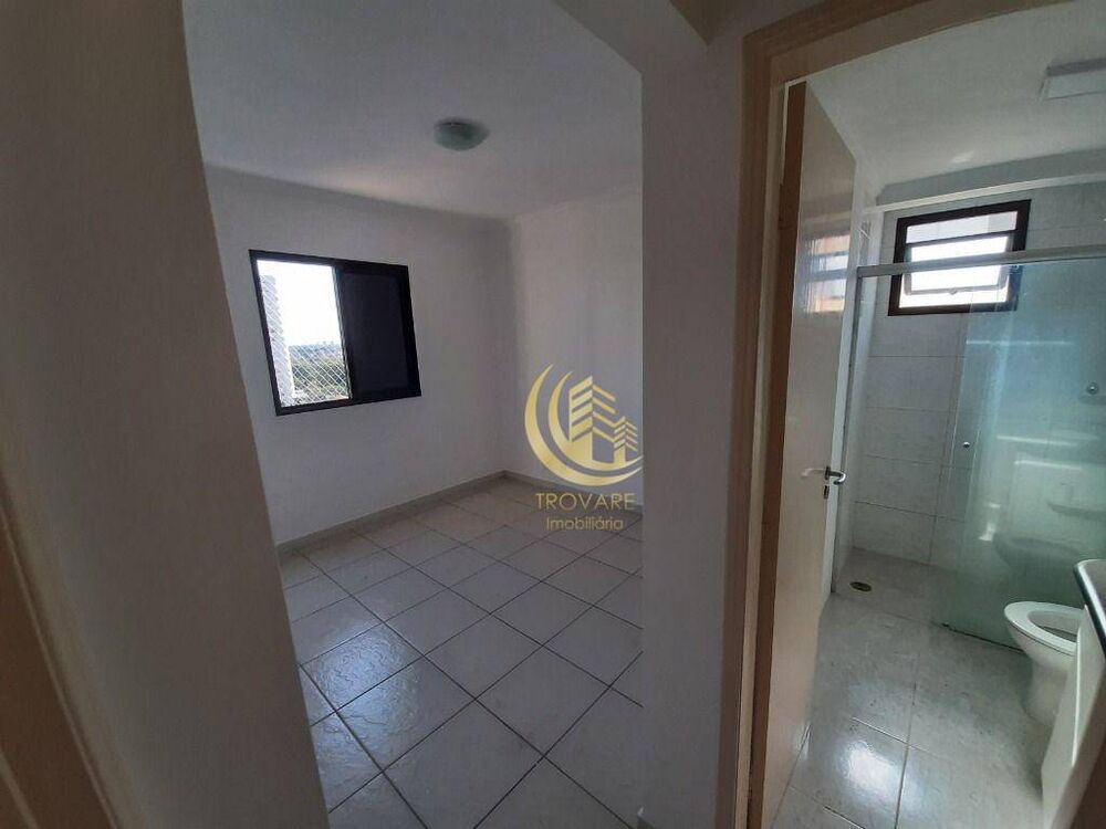 Apartamento à venda com 3 quartos, 94m² - Foto 18