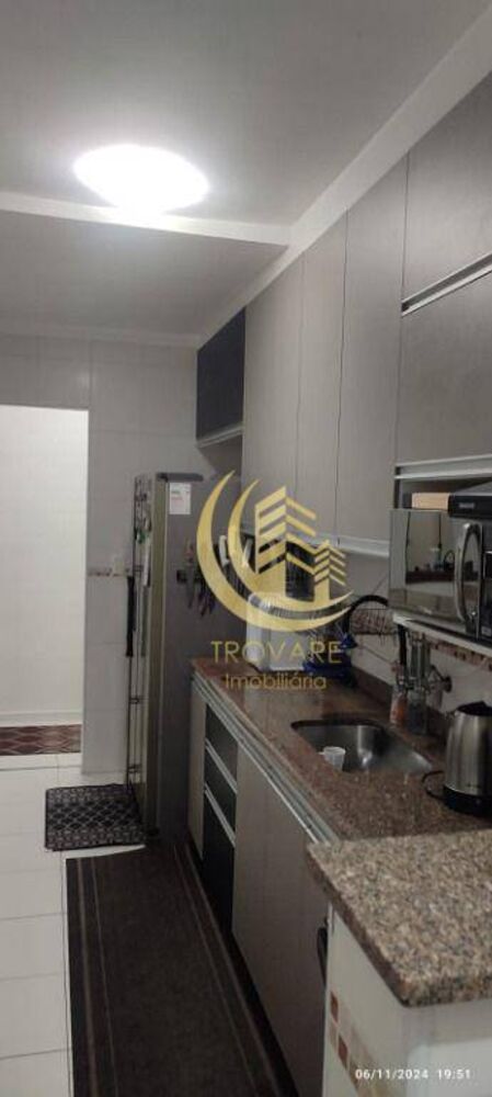 Apartamento à venda com 2 quartos, 82m² - Foto 2