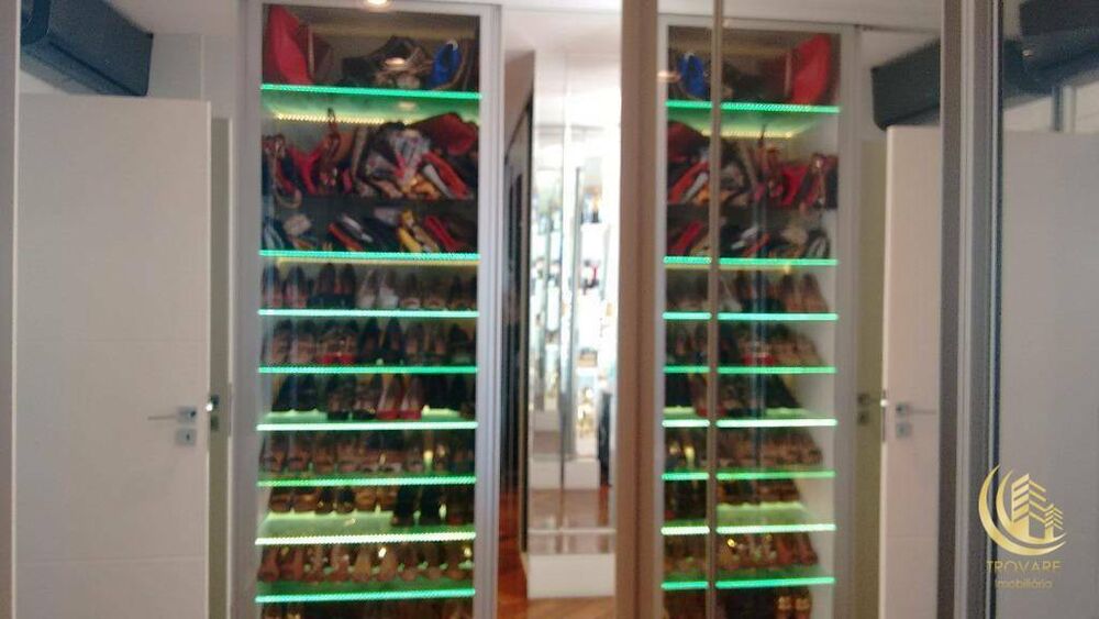 Apartamento, 3 quartos, 260 m² - Foto 7