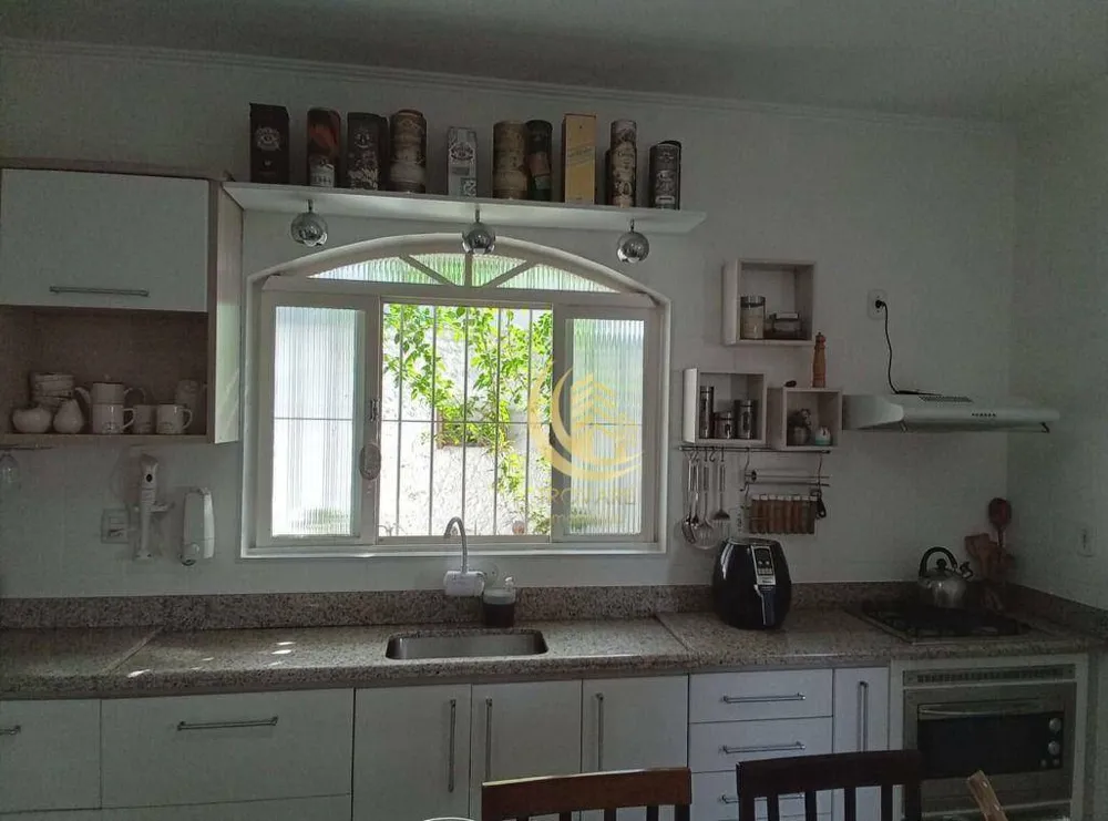 Casa, 3 quartos, 282 m² - Foto 8