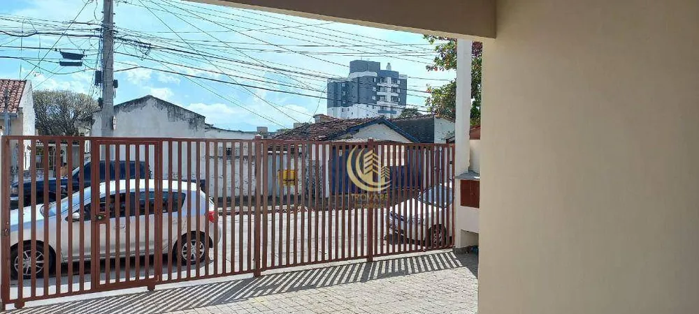 Casa, 3 quartos, 190 m² - Foto 3