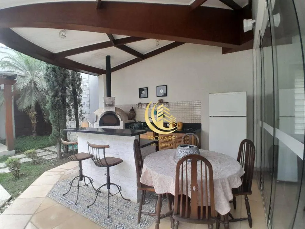 Sobrado, 4 quartos, 235 m² - Foto 1