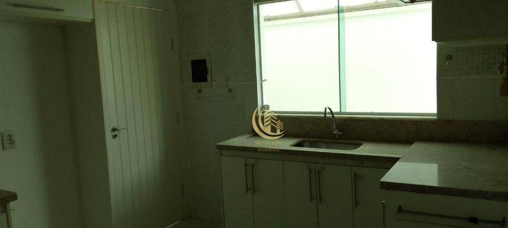 Sobrado à venda com 4 quartos, 280m² - Foto 4