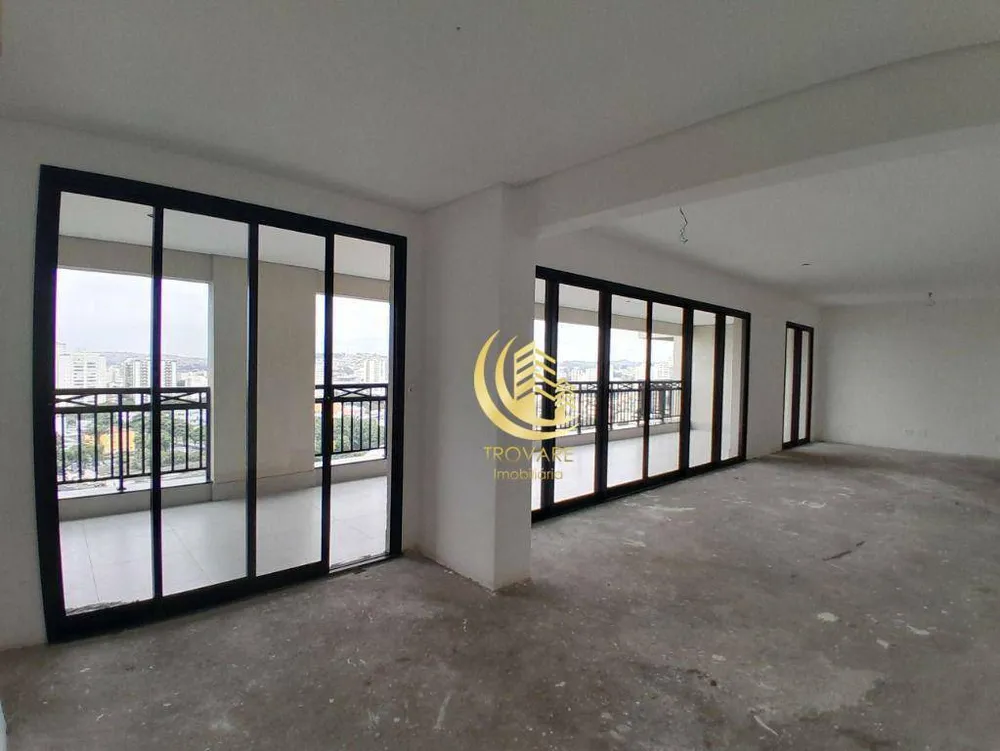Apartamento, 3 quartos, 191 m² - Foto 1