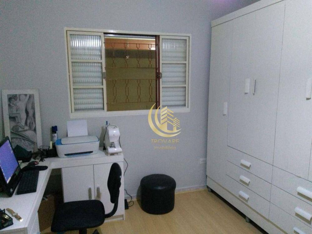 Casa à venda e aluguel com 3 quartos, 160m² - Foto 4
