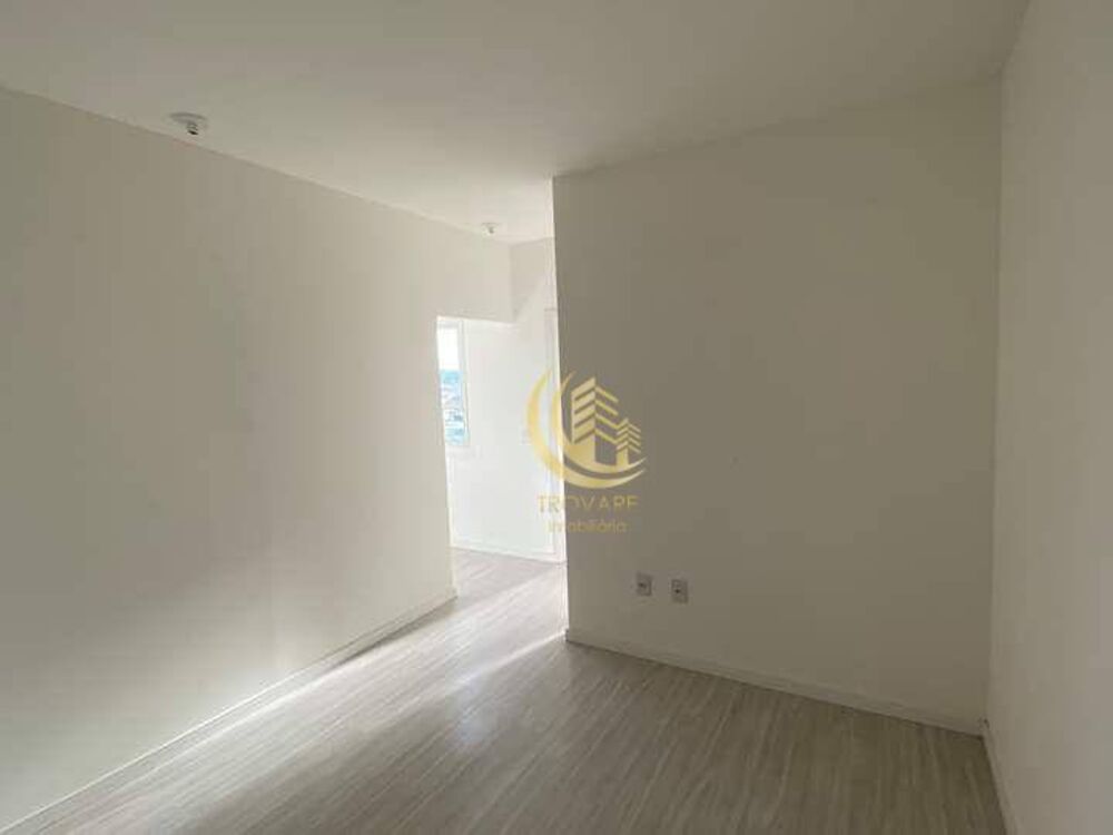 Apartamento à venda com 1 quarto, 60m² - Foto 2