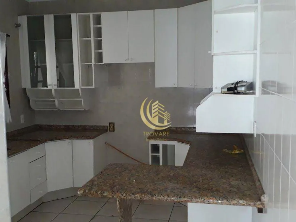 Sobrado, 4 quartos, 228 m² - Foto 3