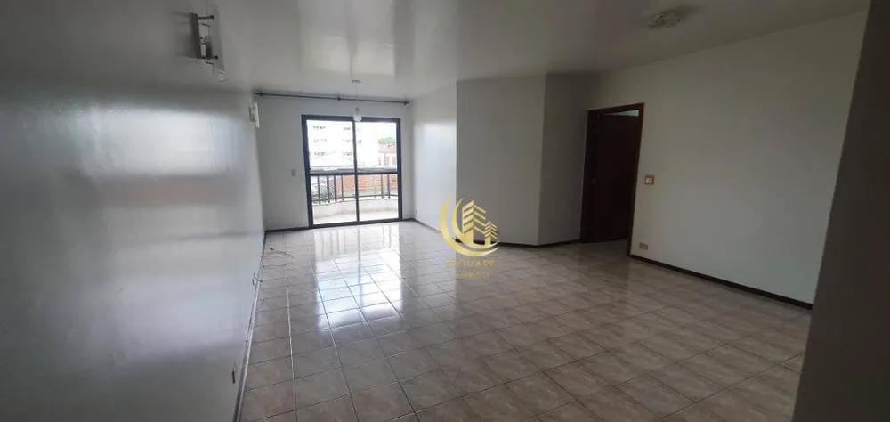 Apartamento, 3 quartos, 130 m² - Foto 1