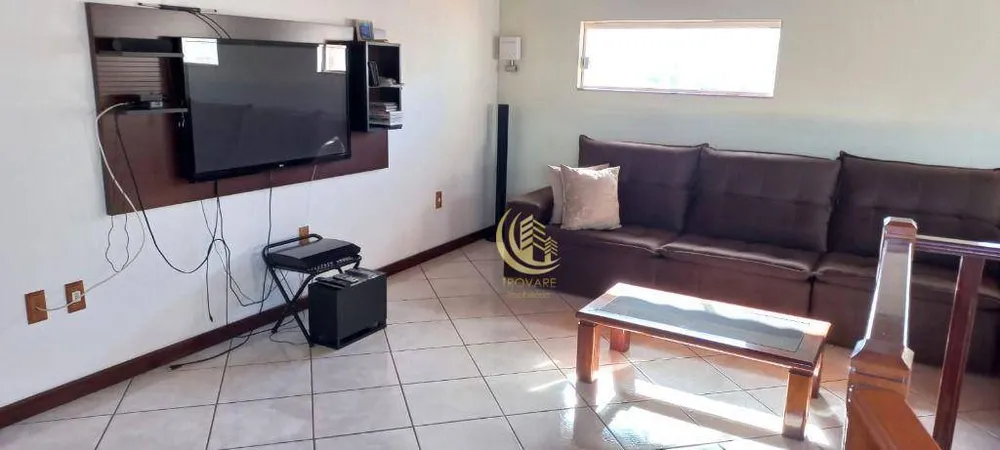 Sobrado, 3 quartos, 268 m² - Foto 2