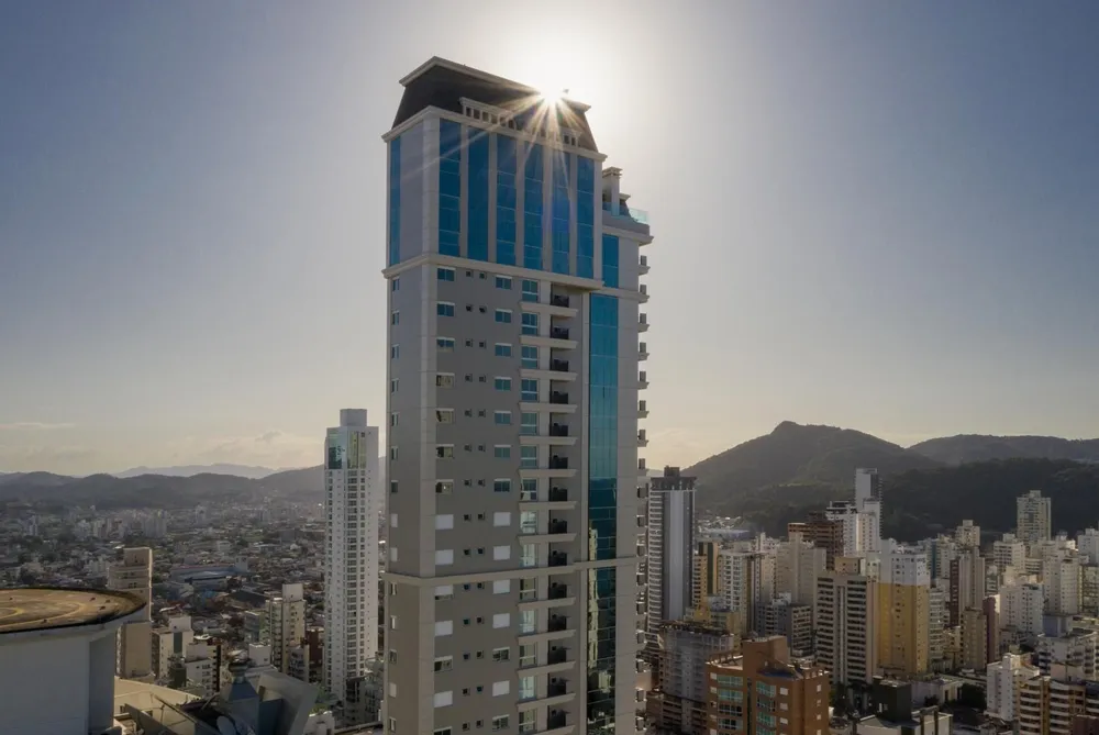 Apartamento, 3 quartos, 128 m² - Foto 1