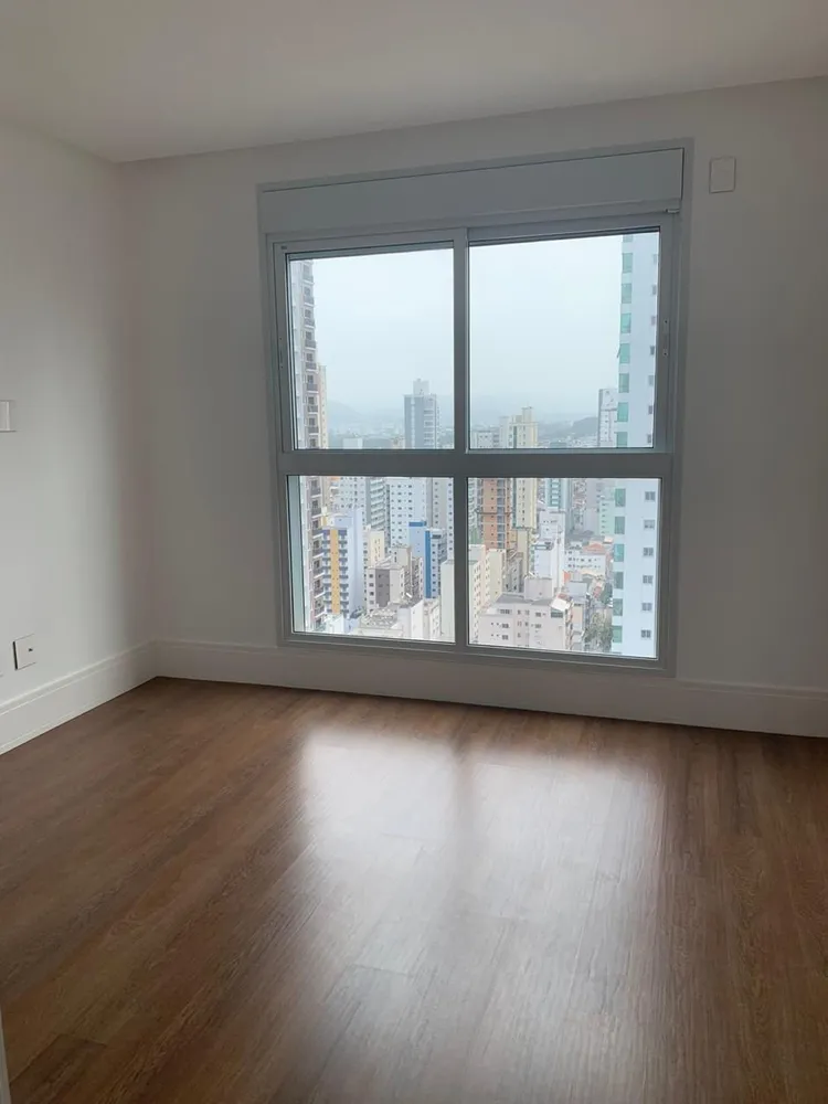 Apartamento, 3 quartos, 151 m² - Foto 2