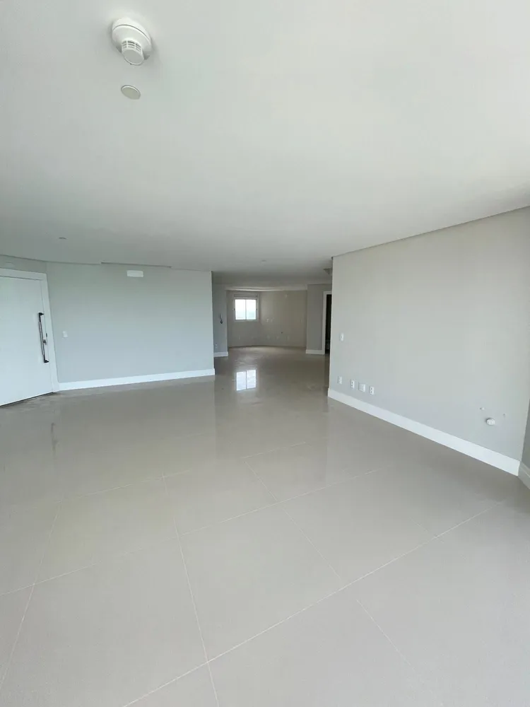 Apartamento, 3 quartos, 165 m² - Foto 2