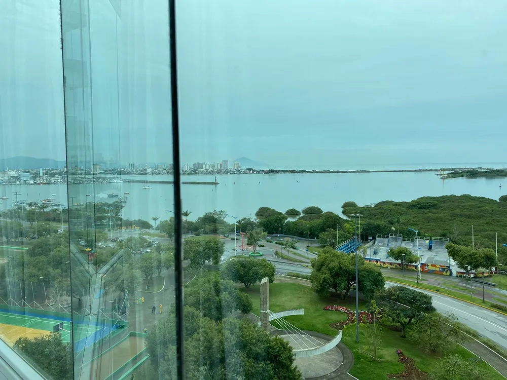 Apartamento, 3 quartos, 230 m² - Foto 1