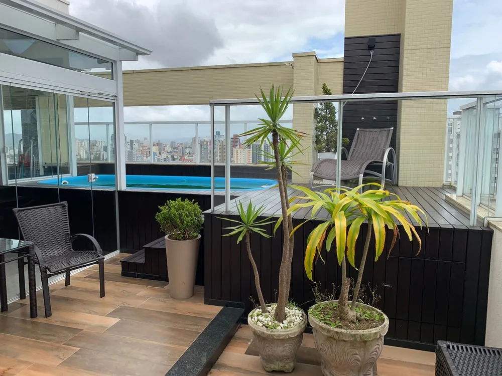 Cobertura, 3 quartos, 240 m² - Foto 1