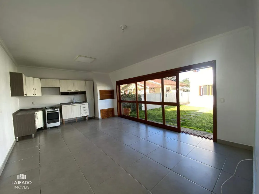 Casa, 3 quartos, 198 m² - Foto 3