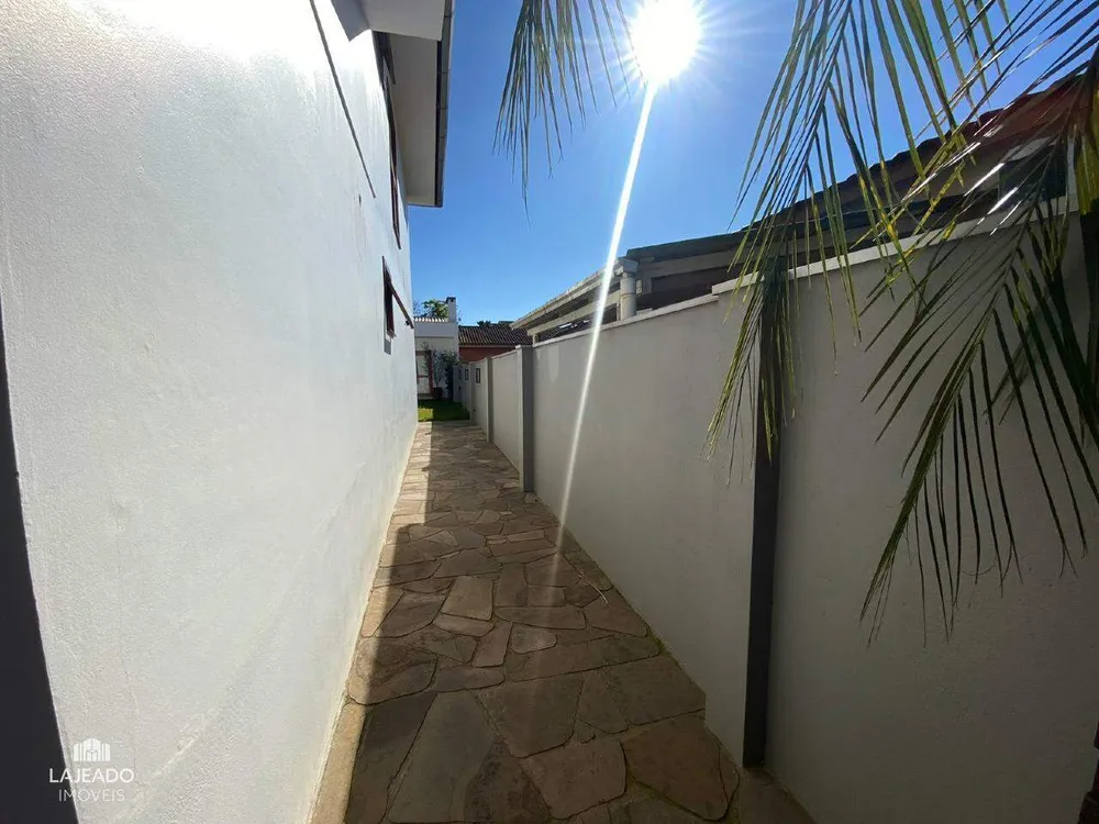 Casa, 3 quartos, 198 m² - Foto 2
