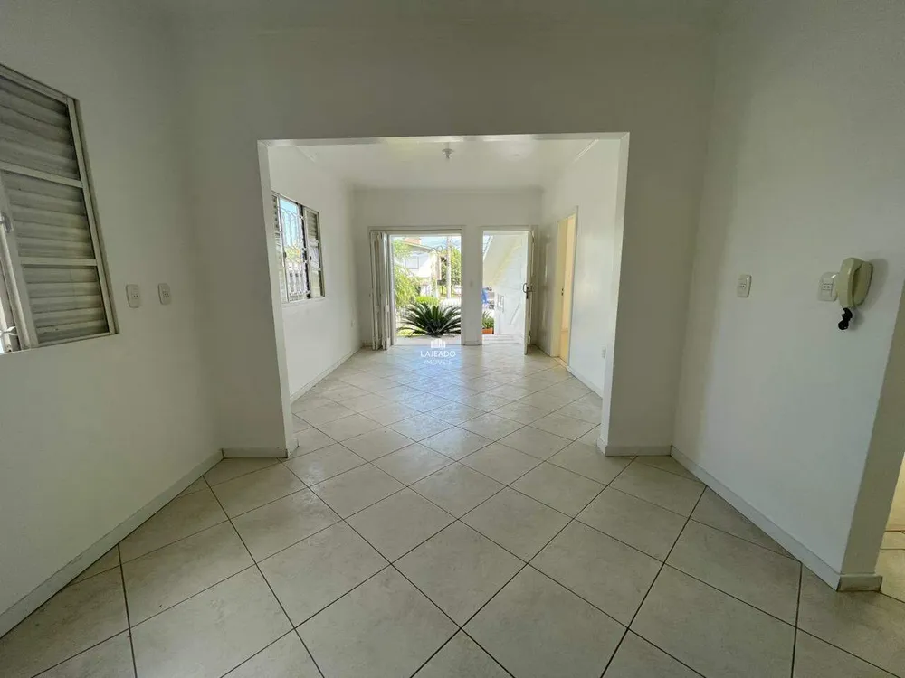 Casa, 5 quartos, 280 m² - Foto 3