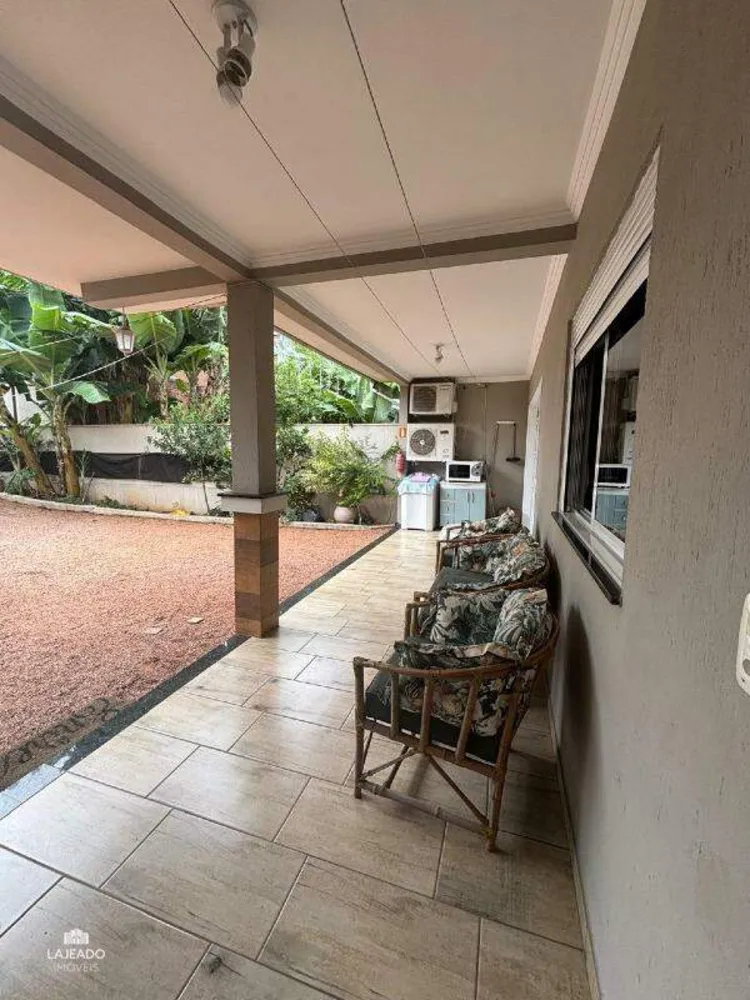 Casa, 3 quartos, 198 m² - Foto 11