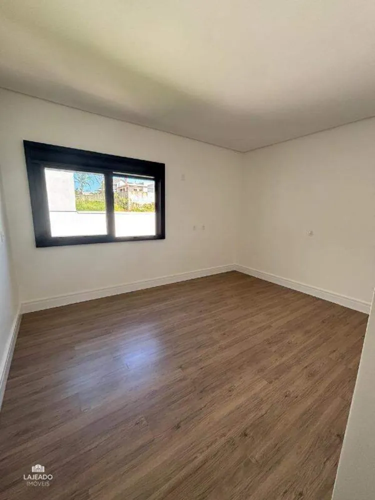 Casa, 3 quartos, 308 m² - Foto 9