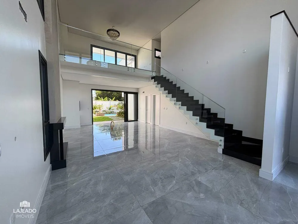 Casa, 3 quartos, 308 m² - Foto 10
