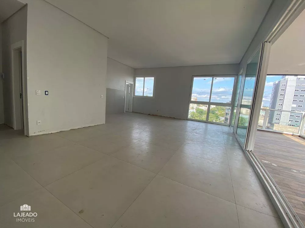 Apartamento à venda com 3 quartos, 171m² - Foto 7