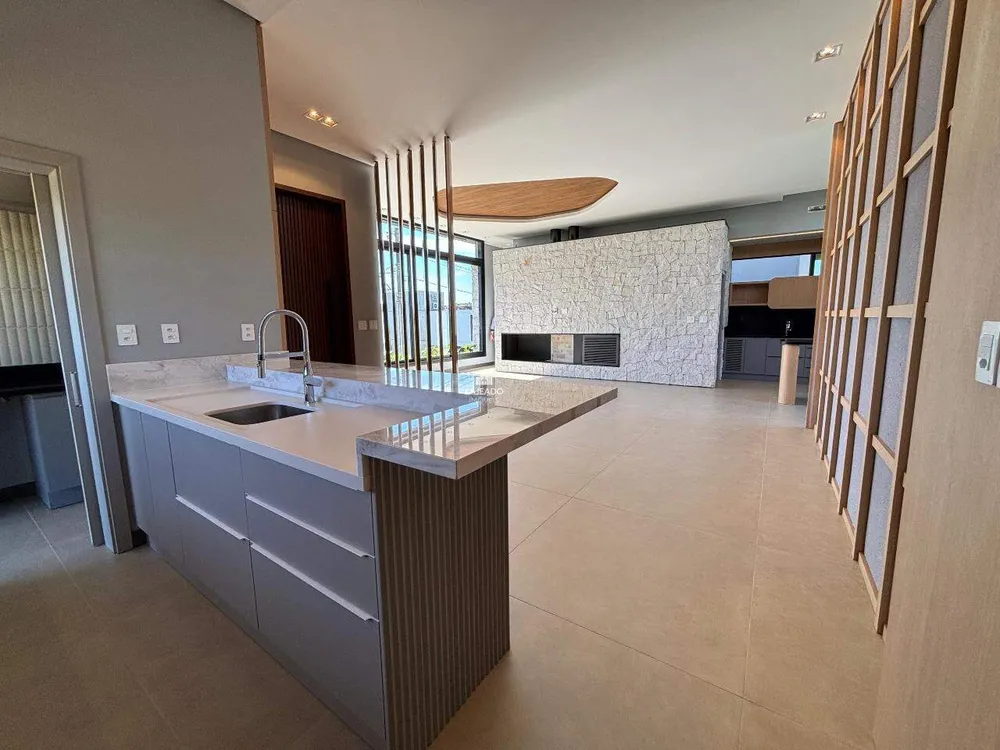 Casa, 3 quartos, 233 m² - Foto 4