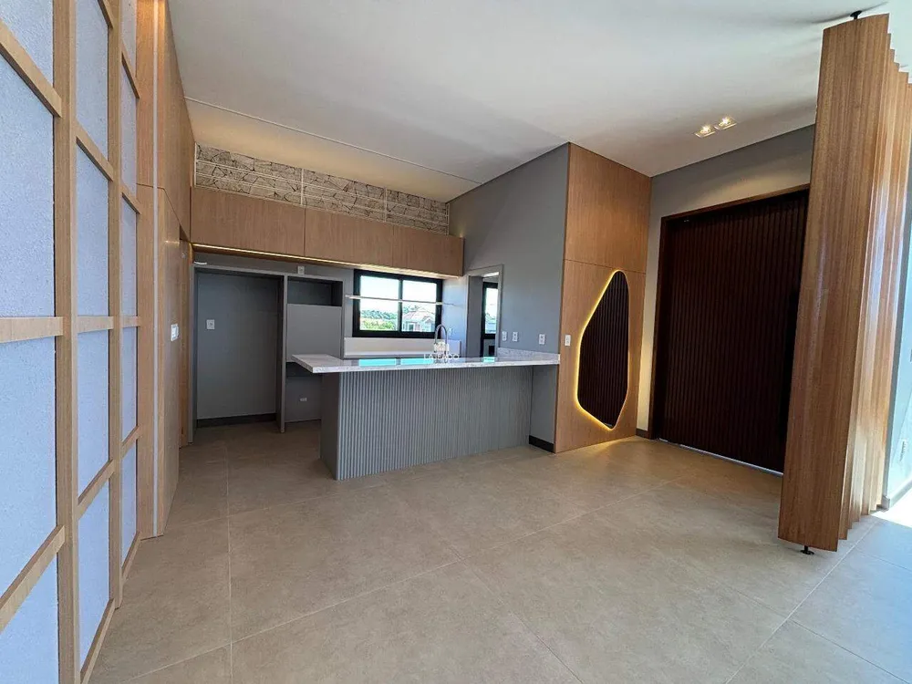 Casa, 3 quartos, 233 m² - Foto 2