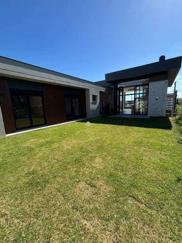Casa, 3 quartos, 233 m² - Foto 6
