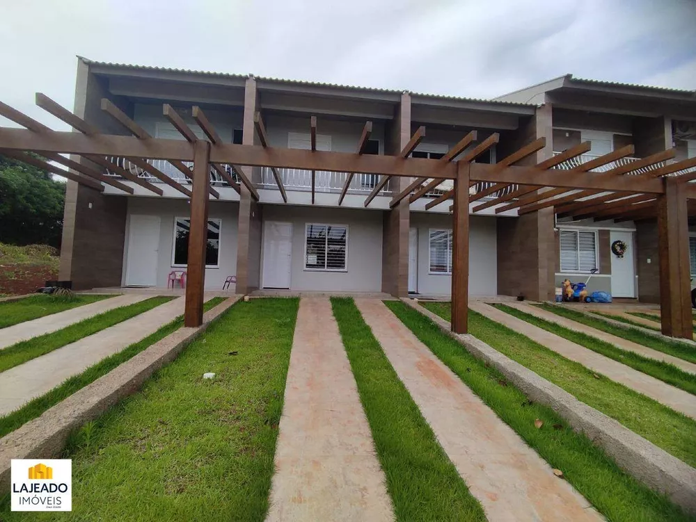 Sobrado à venda com 2 quartos, 68m² - Foto 2