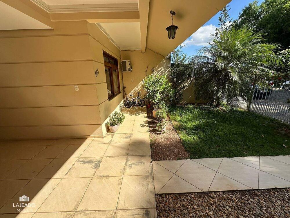 Sobrado à venda com 3 quartos, 134m² - Foto 4