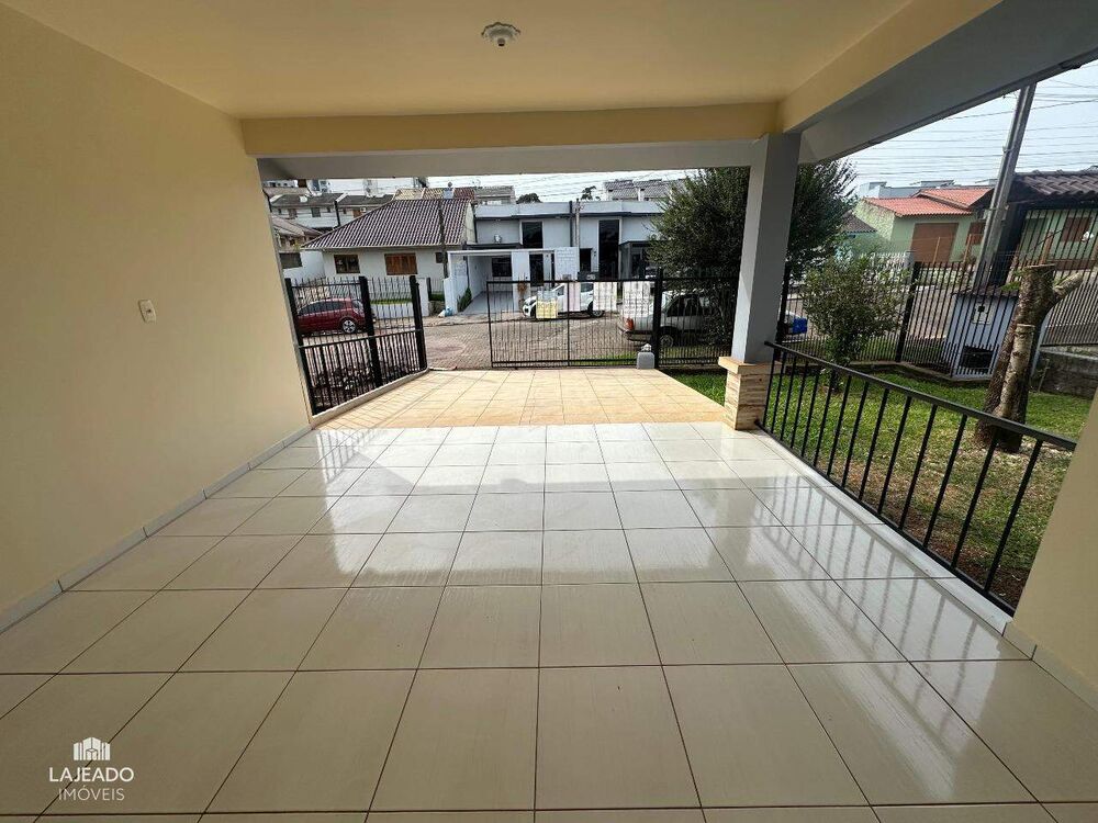 Casa à venda com 2 quartos, 102m² - Foto 2