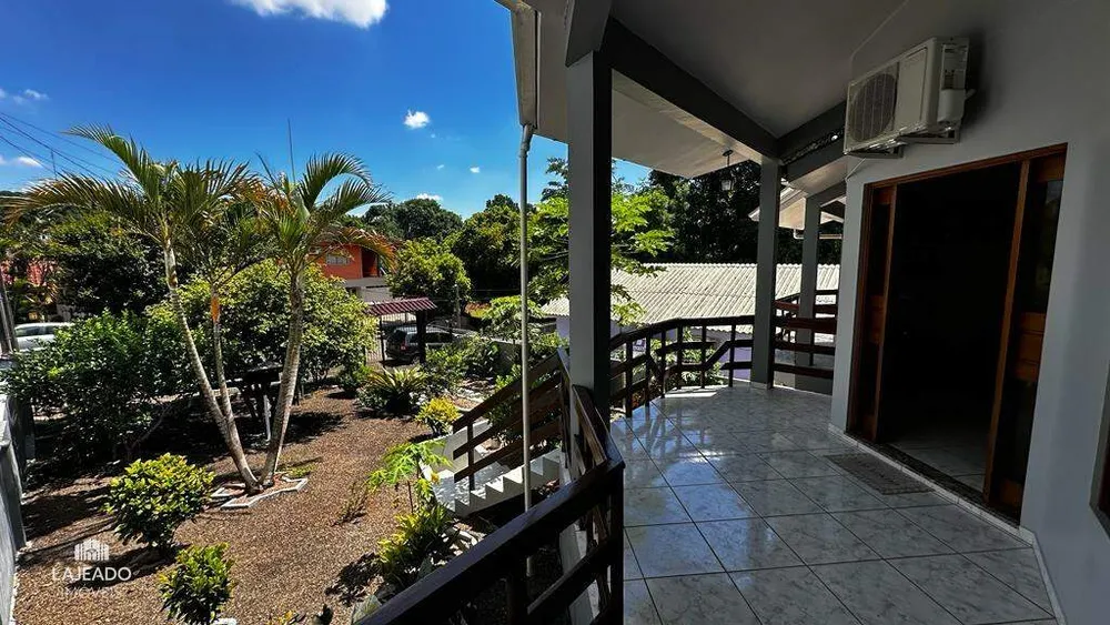 Casa, 3 quartos, 176 m² - Foto 2