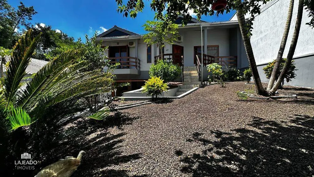 Casa, 3 quartos, 176 m² - Foto 11