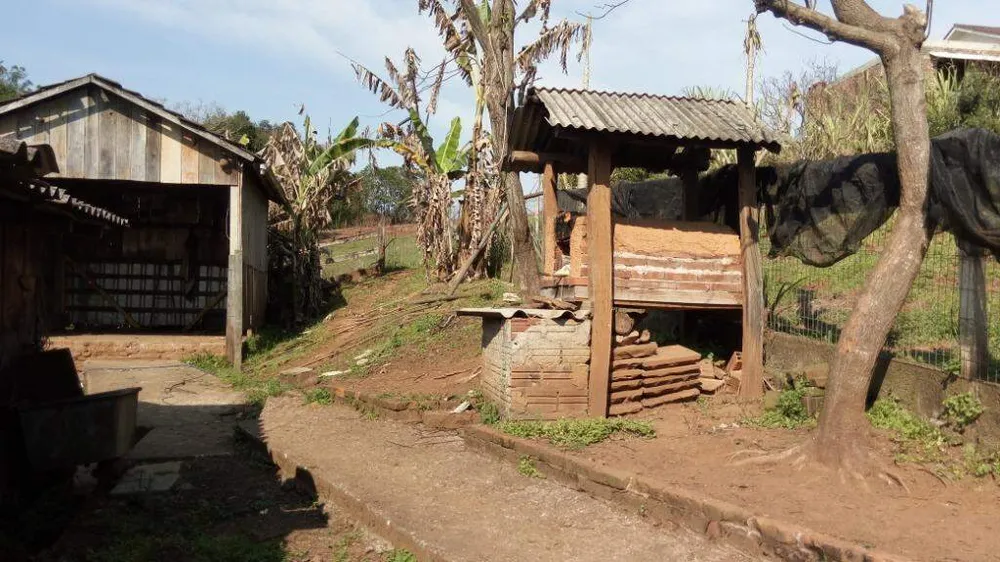 Sítio, 2 quartos, 2 hectares - Foto 3