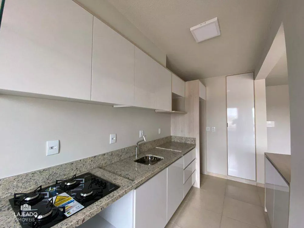 Apartamento à venda com 2 quartos, 62m² - Foto 6