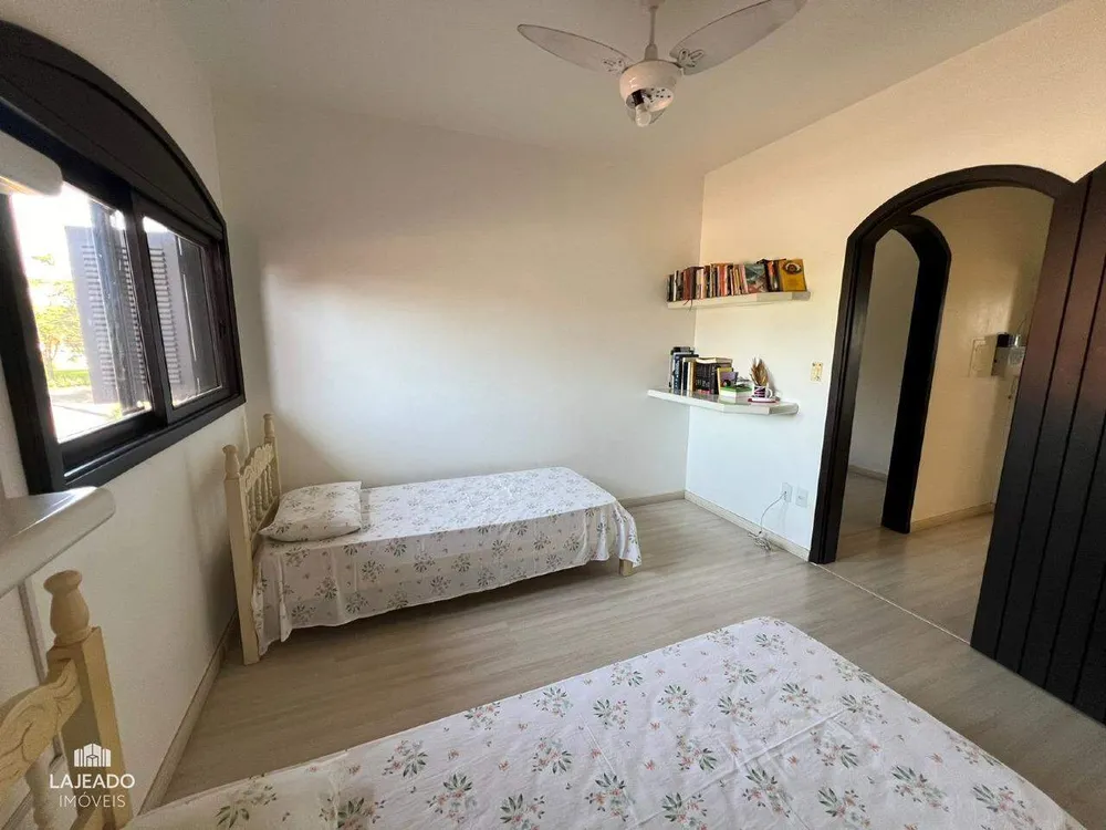 Casa, 4 quartos, 333 m² - Foto 10