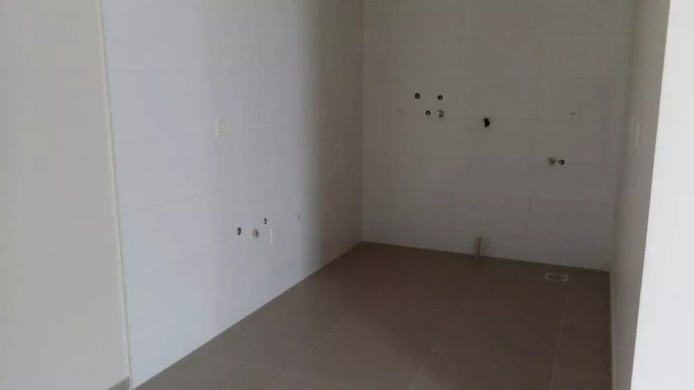 Apartamento à venda com 1 quarto, 51m² - Foto 3