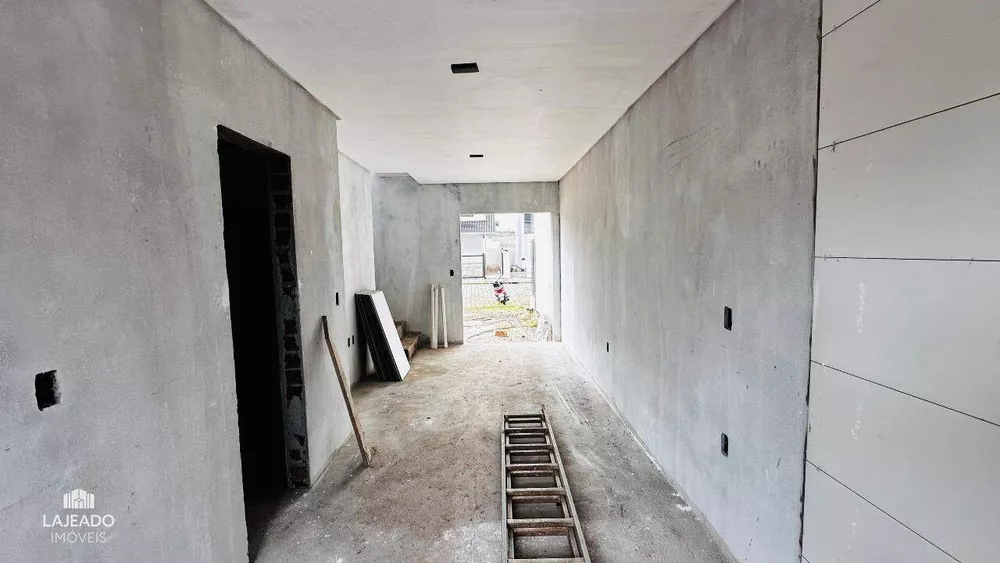 Sobrado à venda com 2 quartos, 65m² - Foto 3