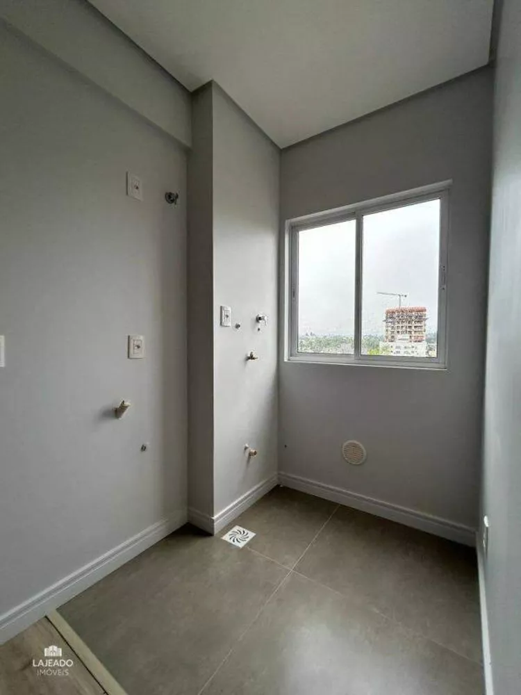 Apartamento para alugar com 2 quartos, 87m² - Foto 7