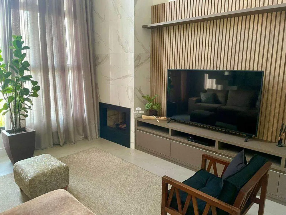 Casa, 3 quartos, 250 m² - Foto 8