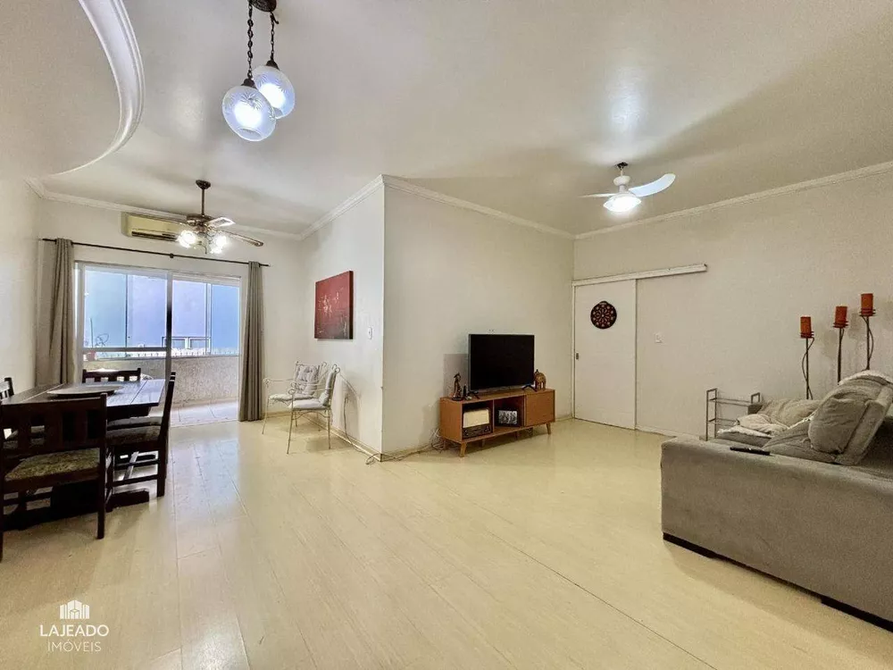 Apartamento para alugar com 3 quartos, 100m² - Foto 2