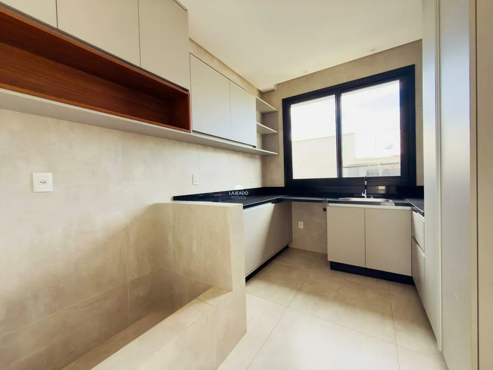 Casa, 3 quartos, 180 m² - Foto 3
