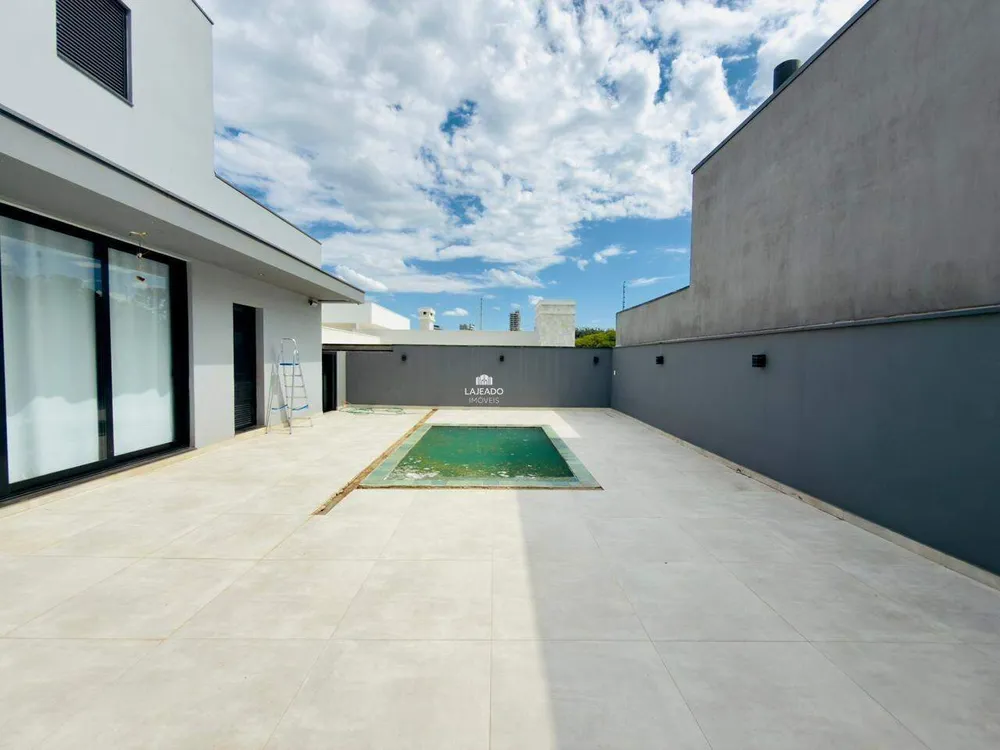 Casa, 3 quartos, 180 m² - Foto 2