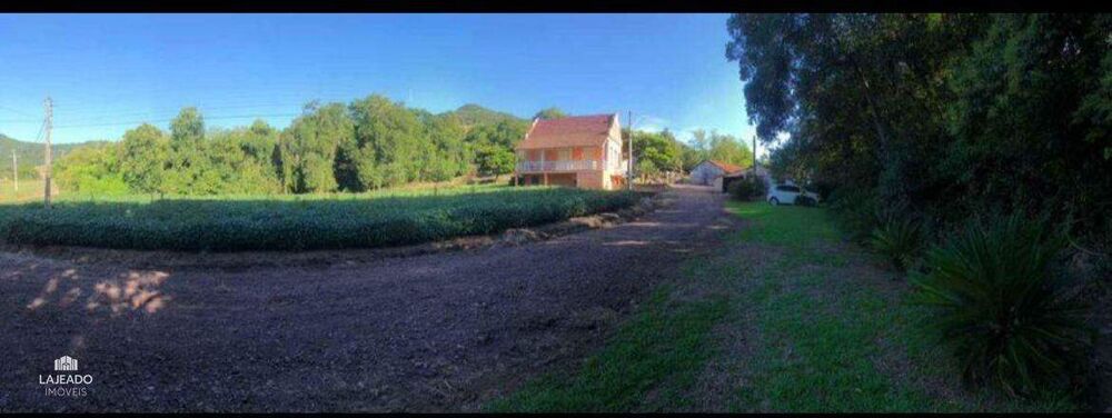 Sítio, 2 quartos, 200 m² - Foto 2