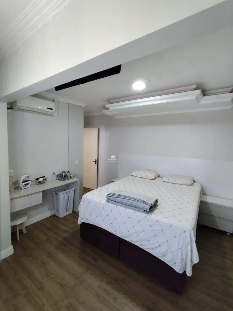 Casa, 3 quartos, 210 m² - Foto 13
