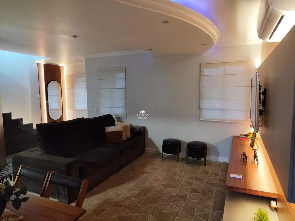Casa, 3 quartos, 210 m² - Foto 8
