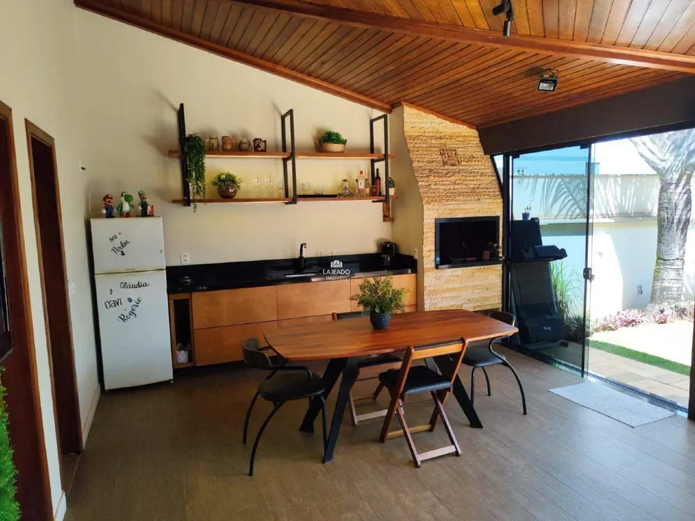 Casa, 3 quartos, 210 m² - Foto 5