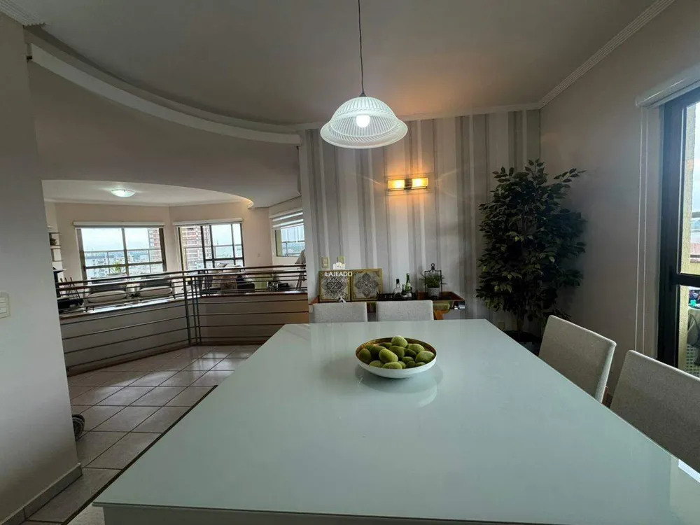 Apartamento, 4 quartos, 279 m² - Foto 3