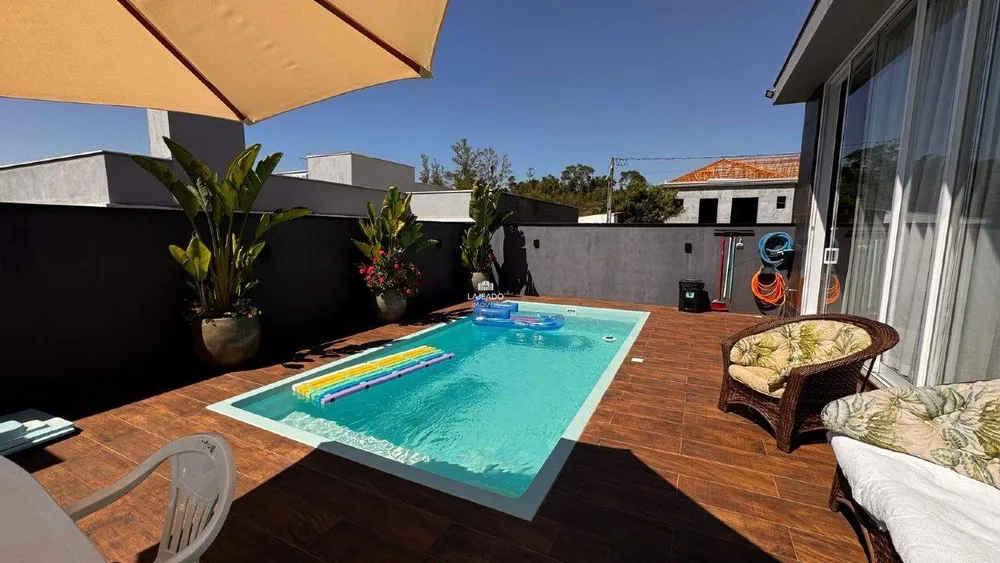 Casa, 3 quartos, 240 m² - Foto 4
